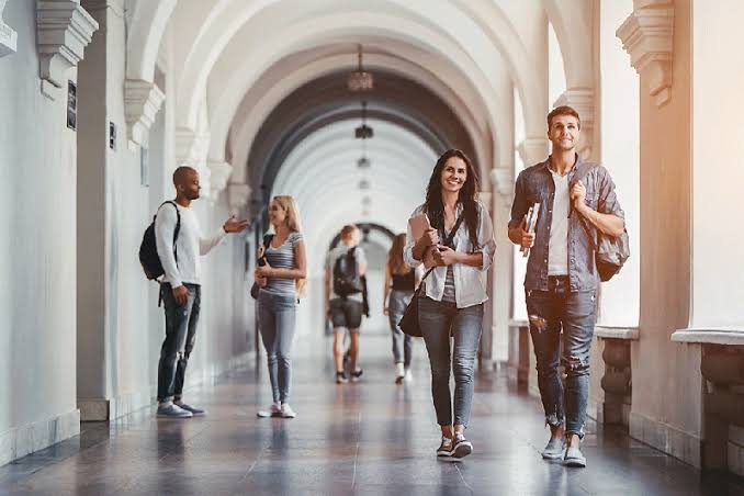 Affitto breve per studenti universitari opportunità o rischio per il proprietario a Bologna